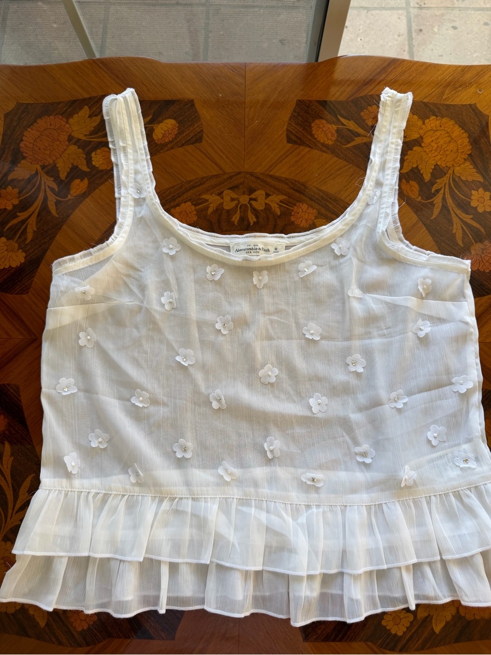 Abercrombie & Fitch White Floral Appliqué Ruffle Tank